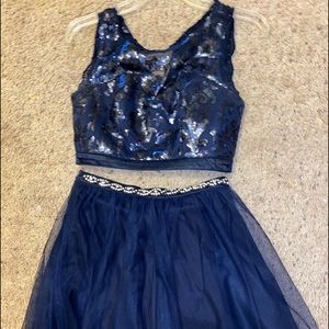 Sequin Hearts Size 5 2 Piece Navy Homecoming Dress